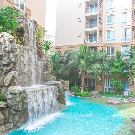 Atlantis Condo Resort Pattaya By Lj Praia de Jomtien Exterior foto