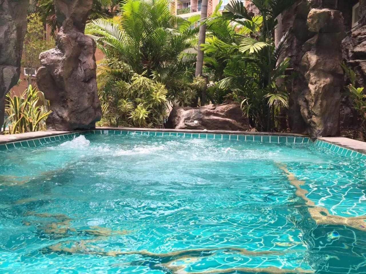 Atlantis Condo Resort Pattaya By Lj Praia de Jomtien Exterior foto
