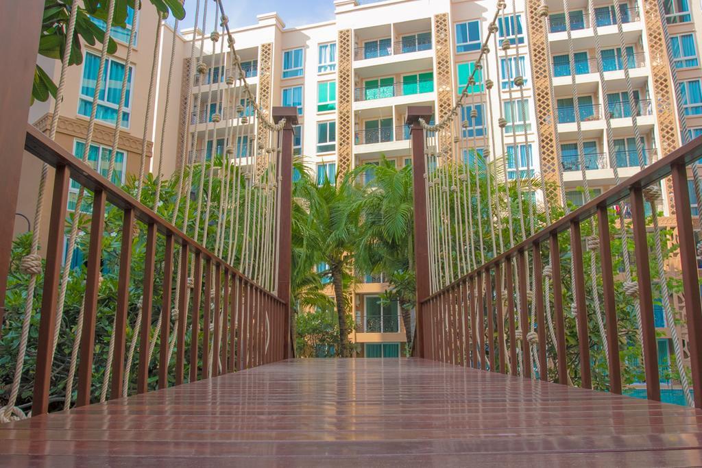 Atlantis Condo Resort Pattaya By Lj Praia de Jomtien Exterior foto