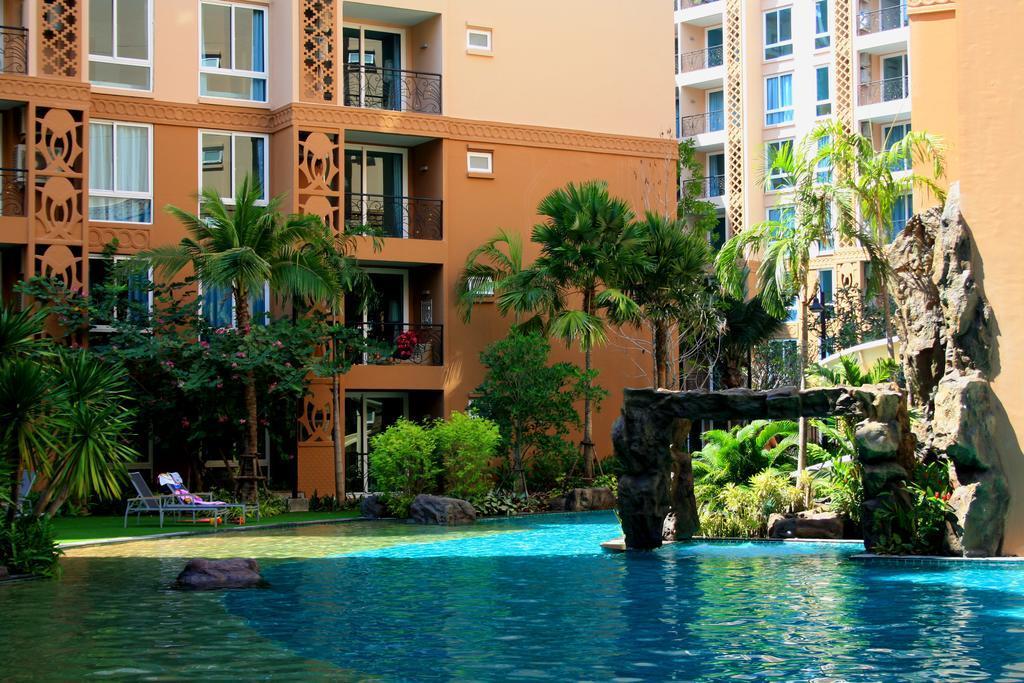 Atlantis Condo Resort Pattaya By Lj Praia de Jomtien Exterior foto